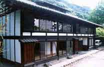 The 1st Floor is the place to observe the katana.